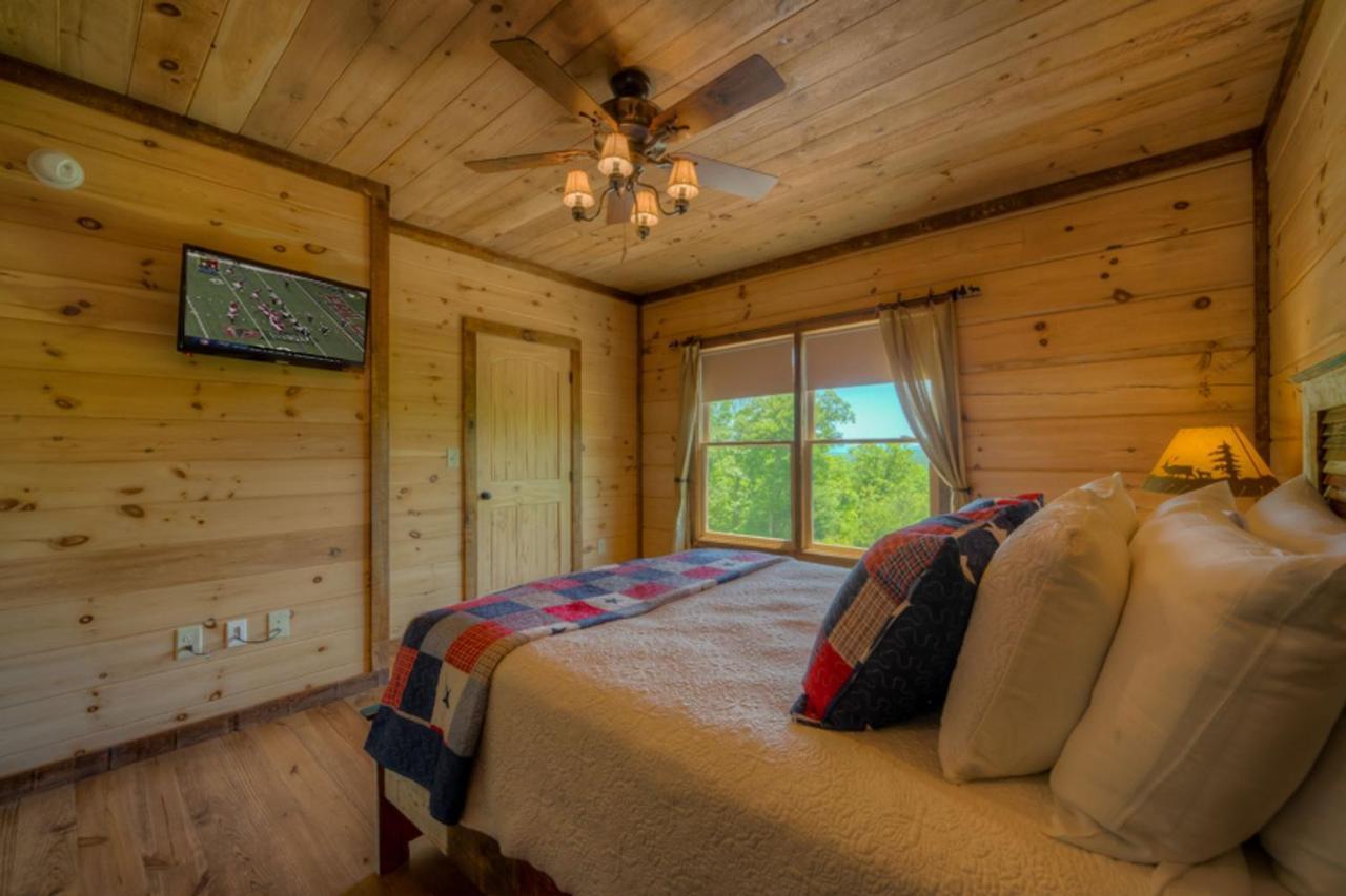 Sleepy Bear Hideaway Villa Blue Ridge Exterior photo